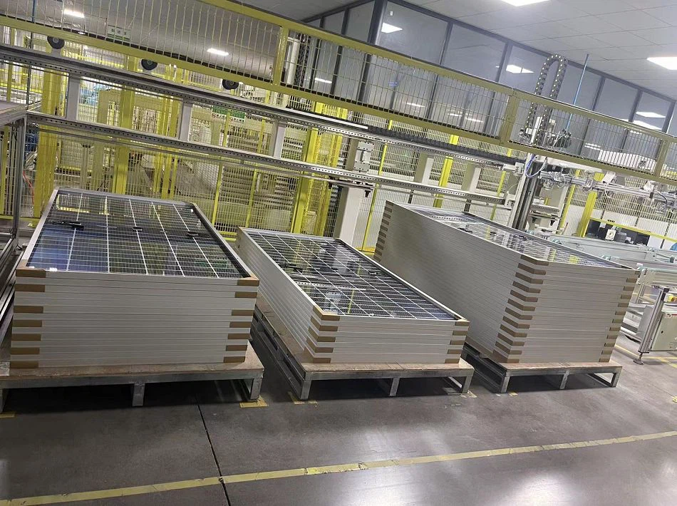 solar panel factory (3) solar panel factory (3)